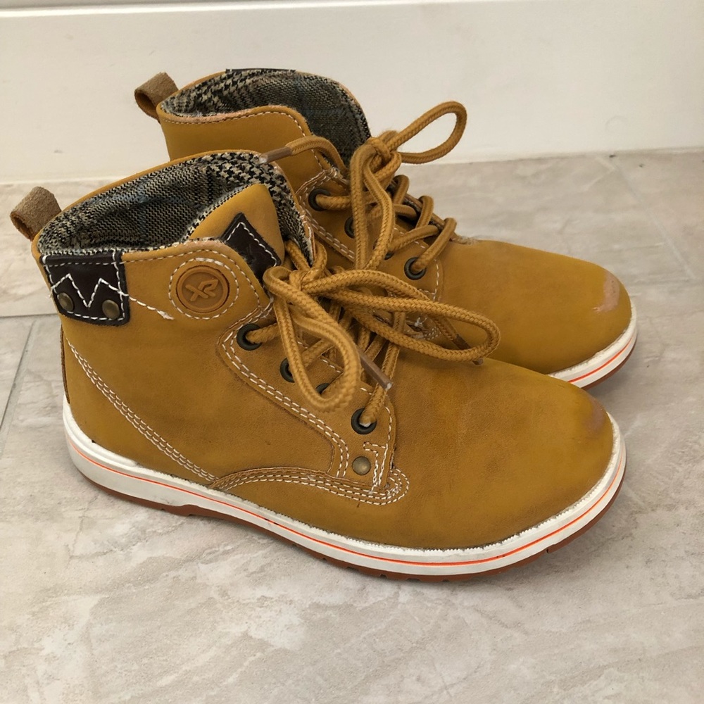 Boots for Toddler Boys Size 10